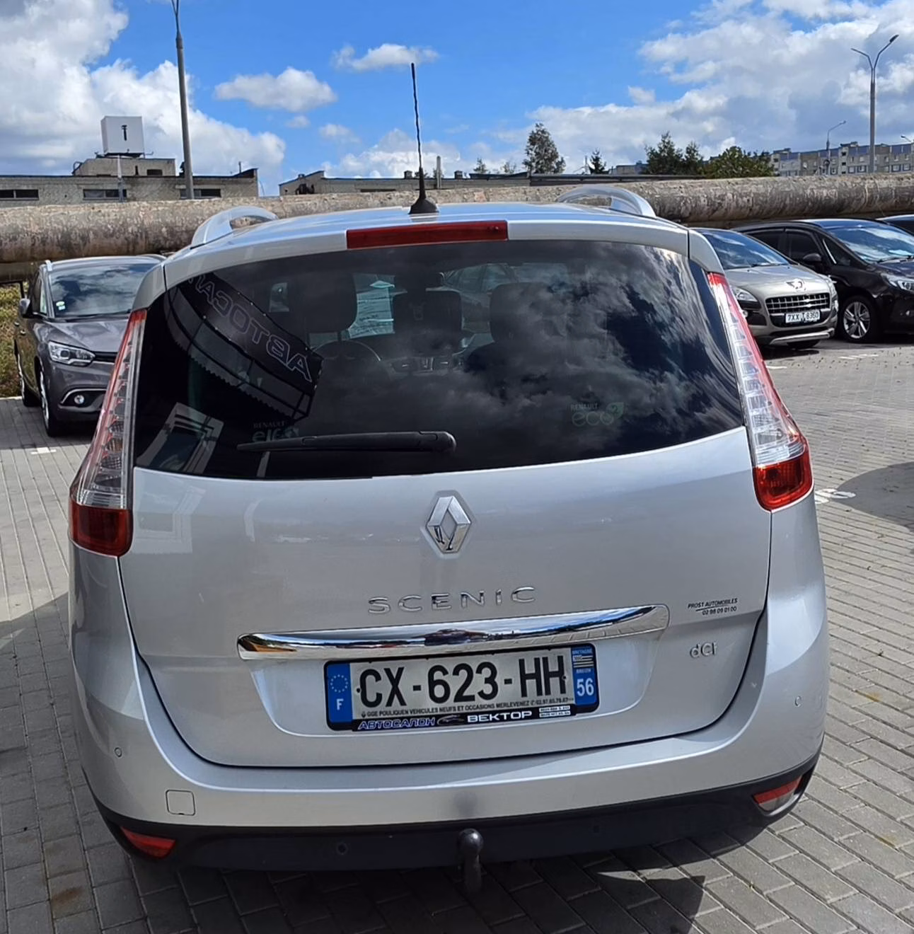 Renault Grand Scenic фото 8