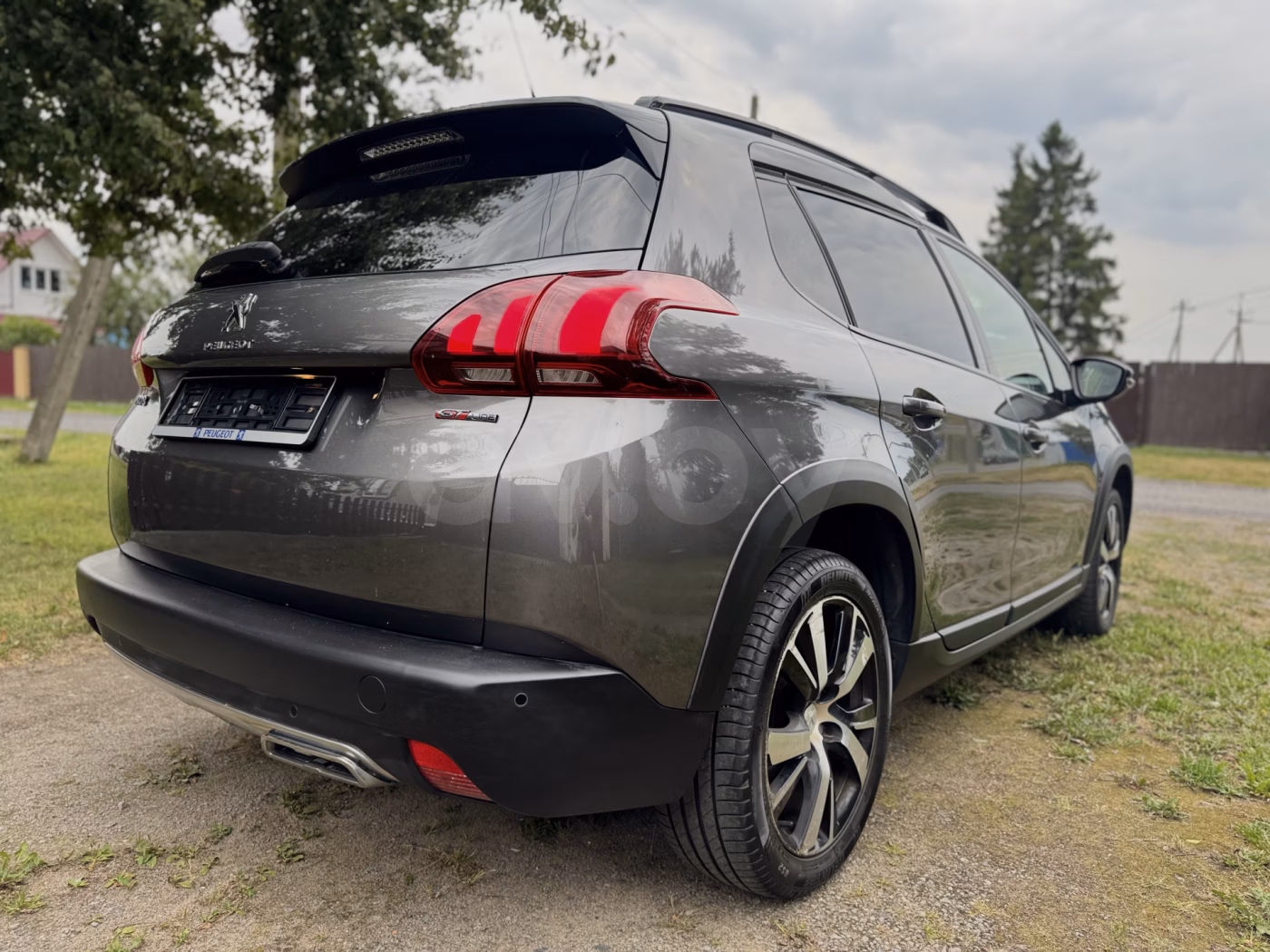 Peugeot 2008 фото 11