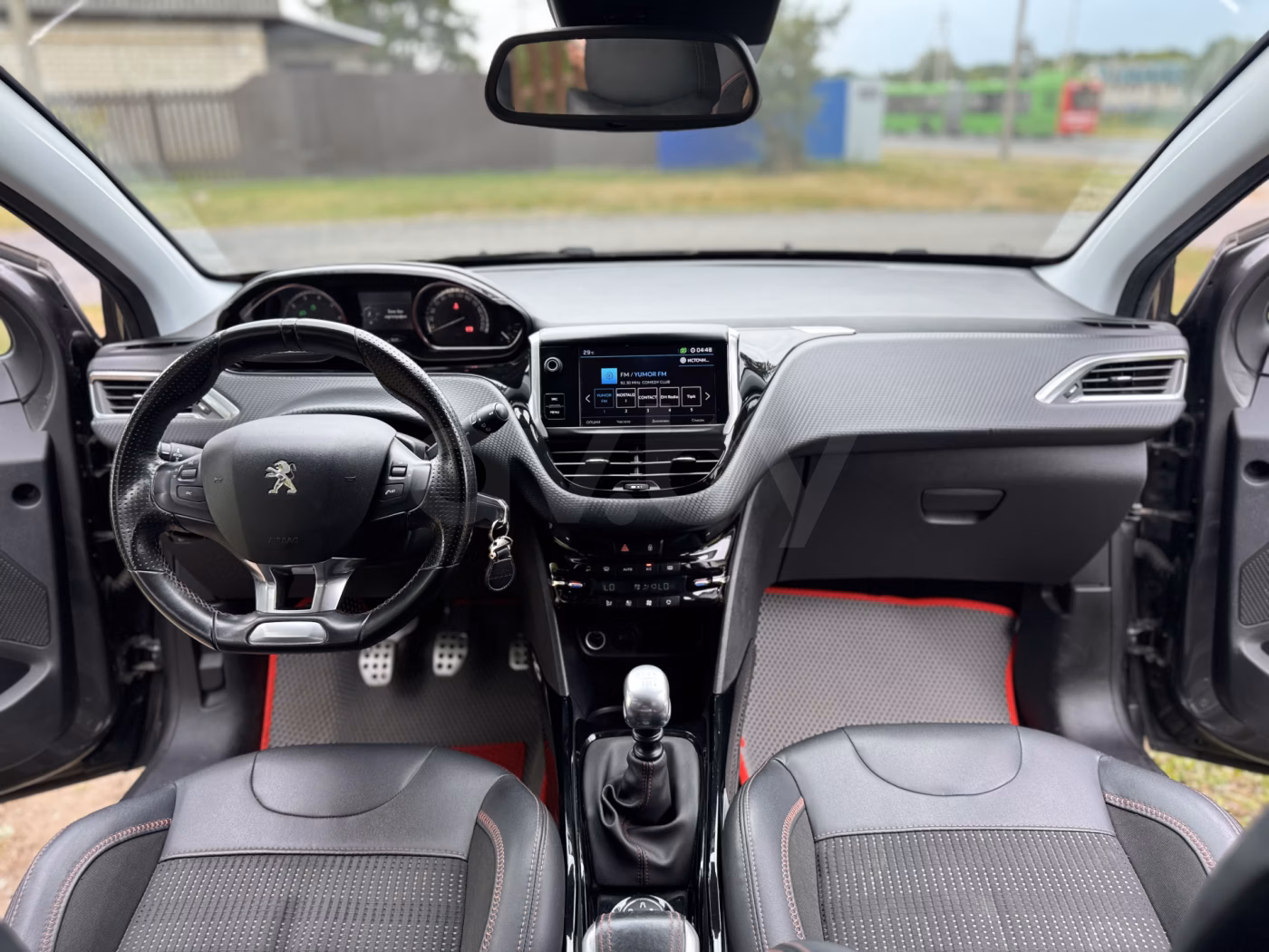 Peugeot 2008 фото 19