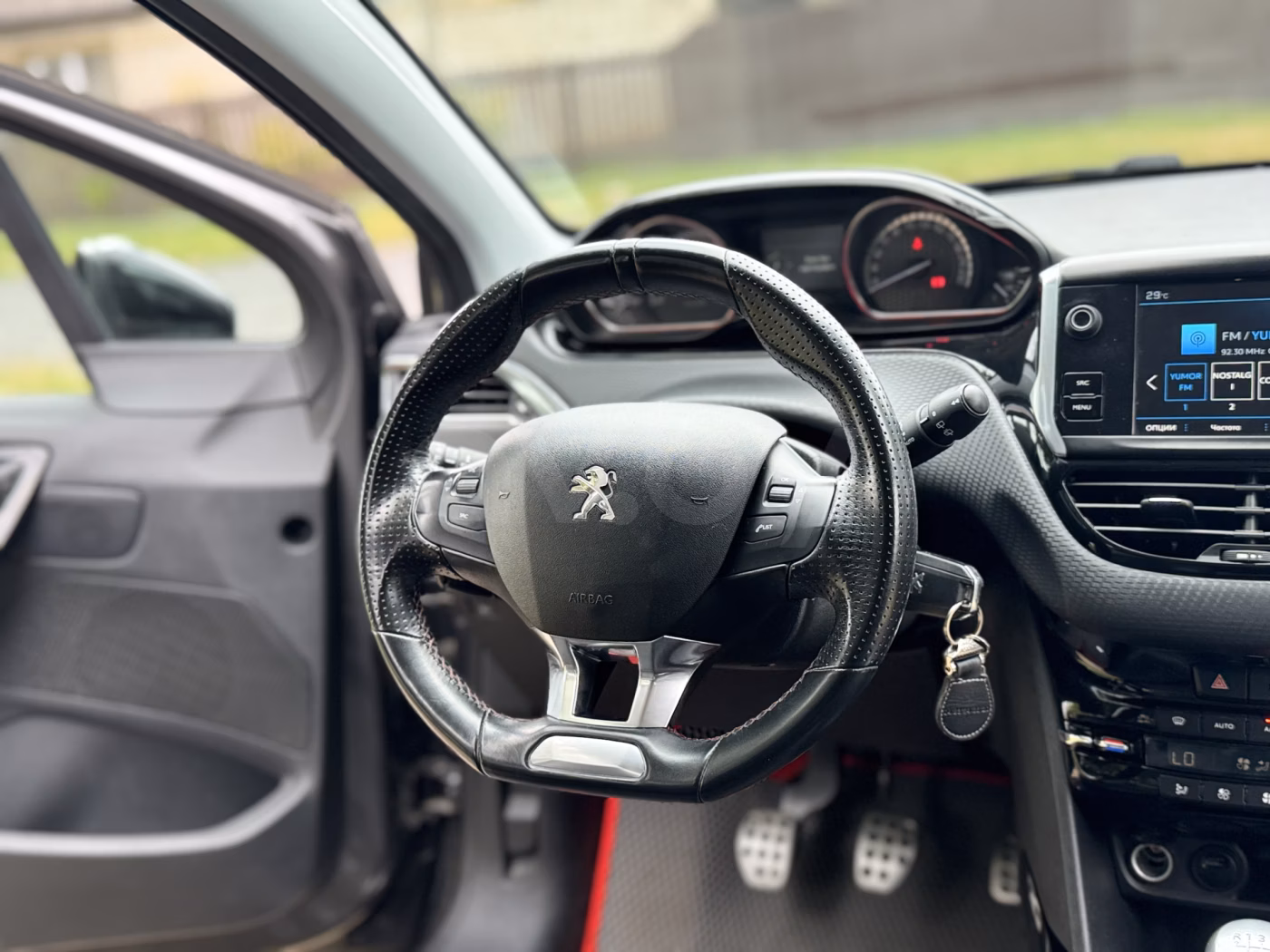 Peugeot 2008 фото 20