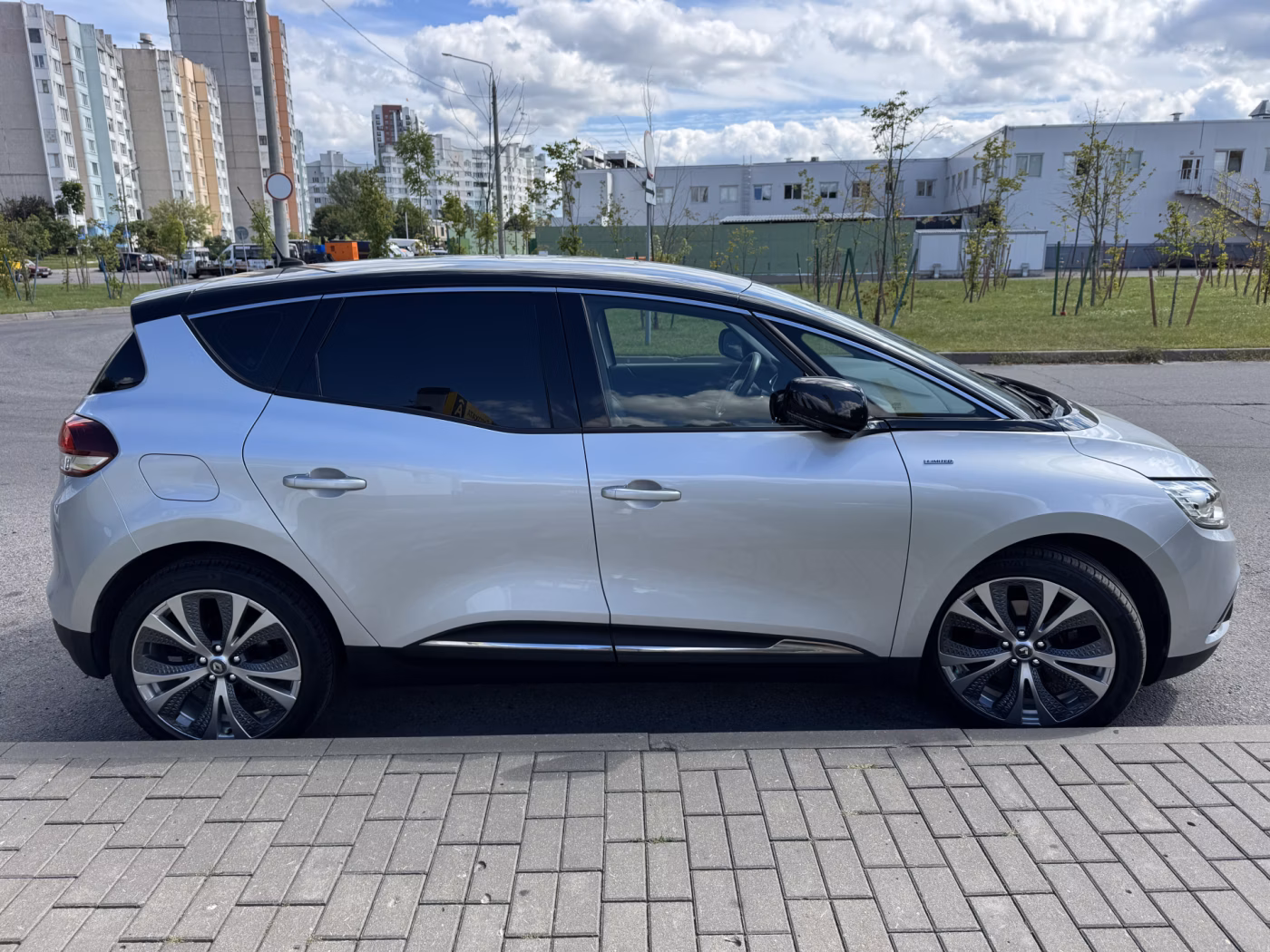 Renault Scenic фото 4