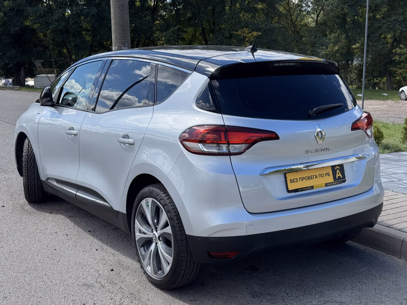 Renault Scenic фото 7