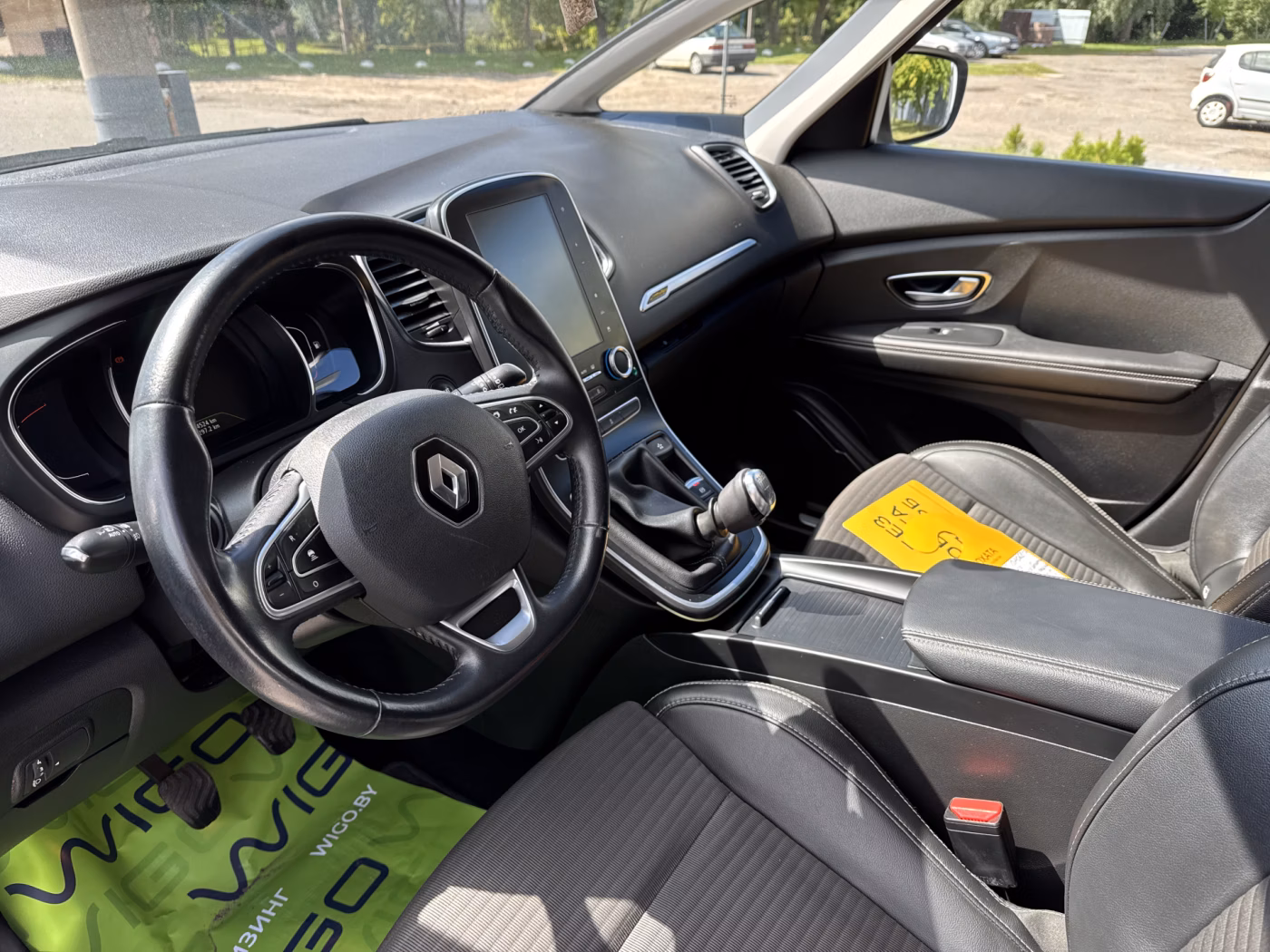 Renault Scenic фото 10