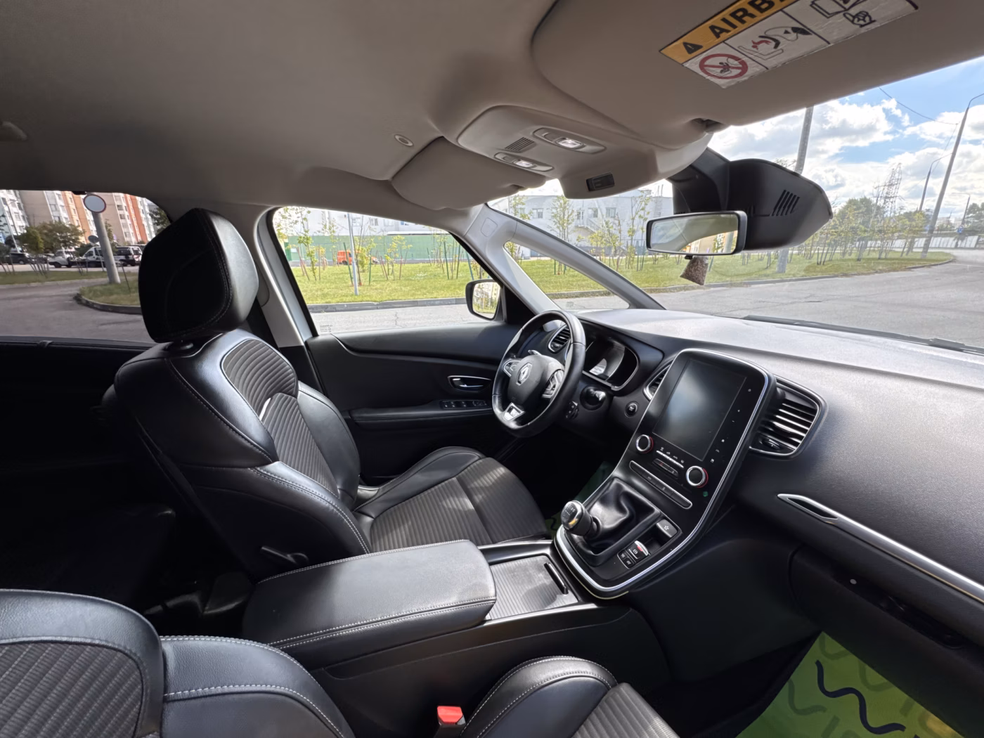 Renault Scenic фото 15