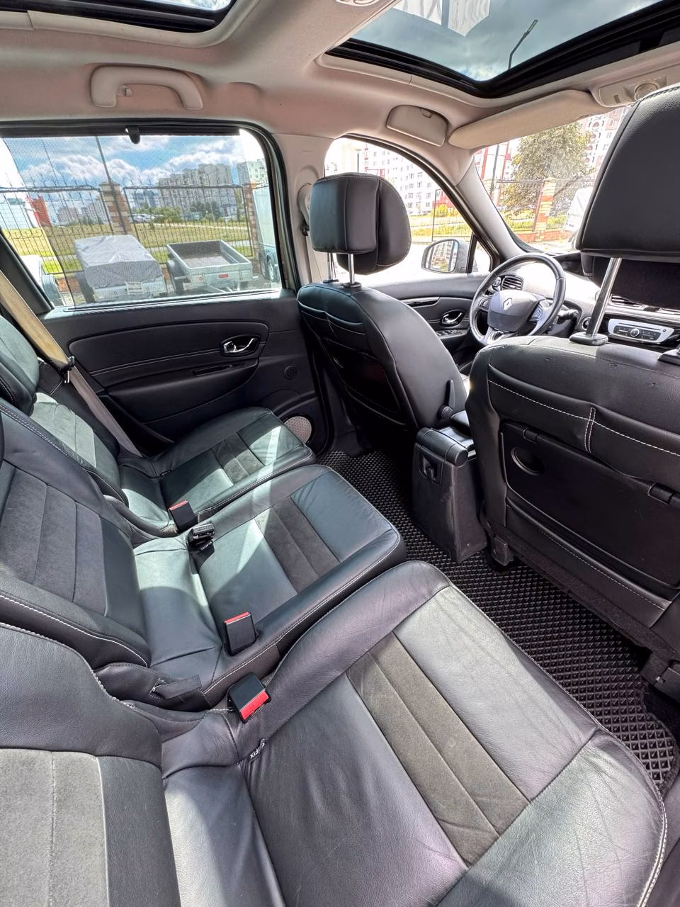 Renault Scenic фото 14