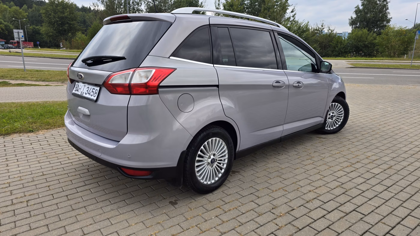 Ford Grand C-Max фото 3
