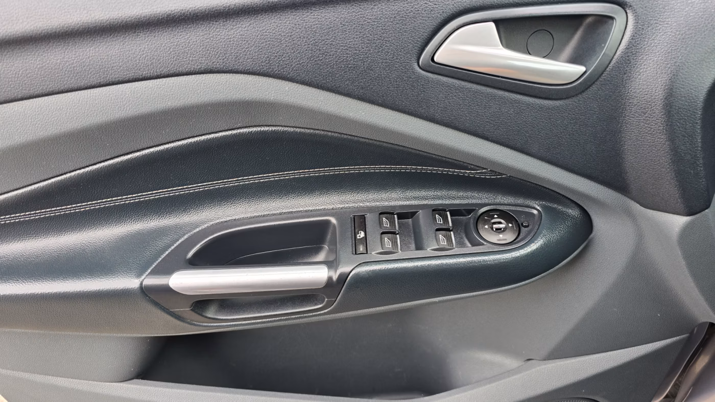 Ford Grand C-Max фото 7