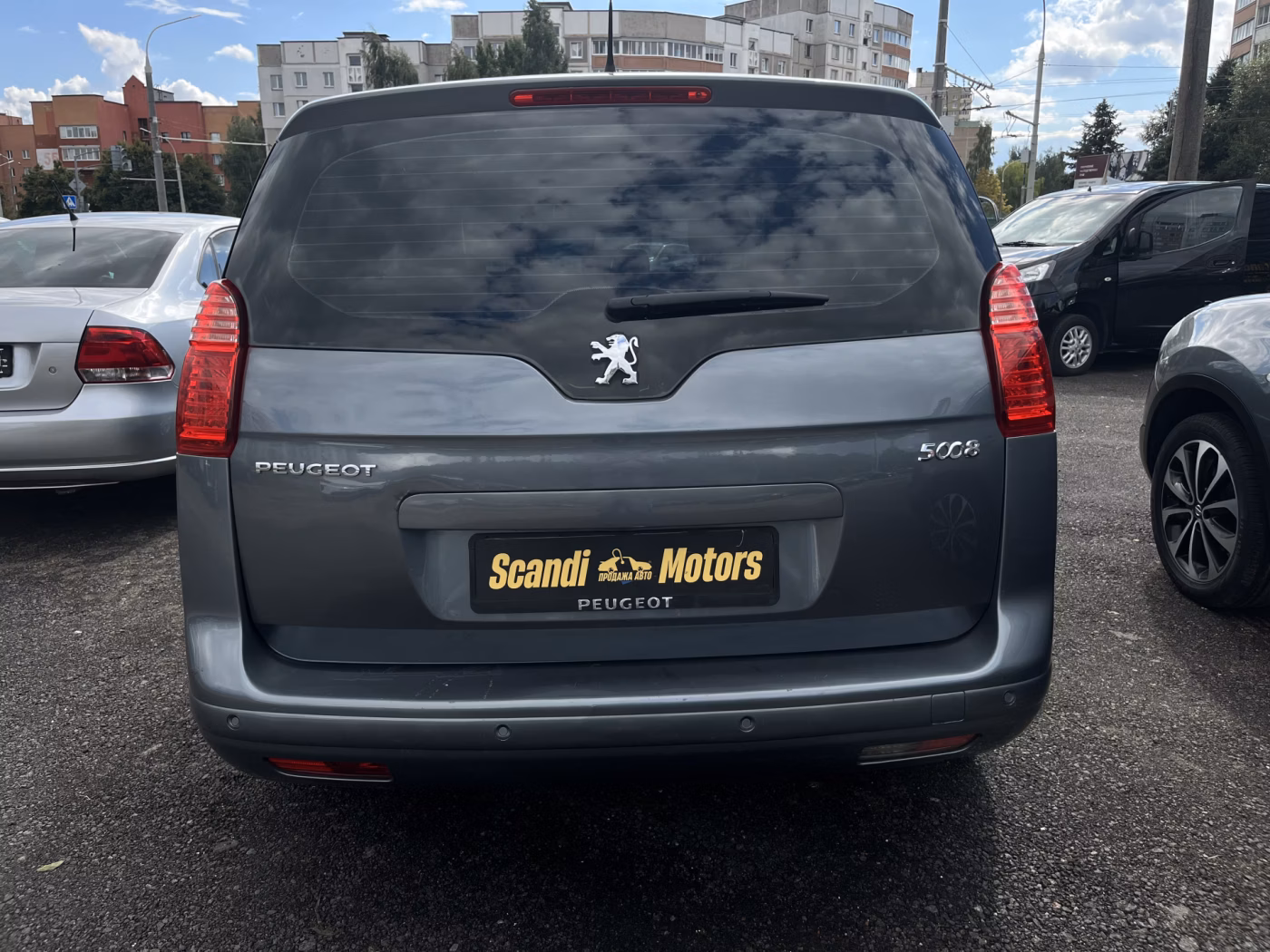 Peugeot 5008 фото 5