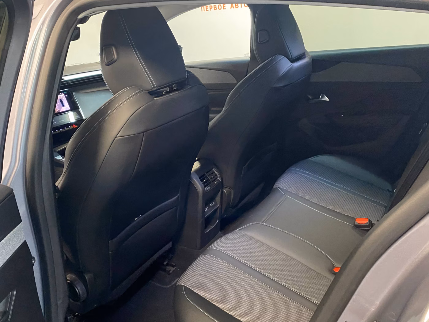Peugeot 308 фото 7