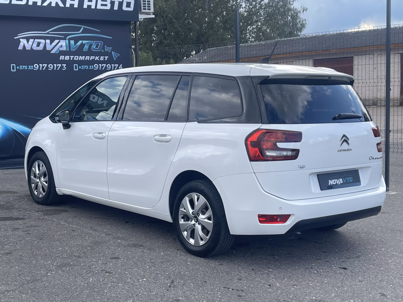 Citroen C4 Spacetourer фото 7