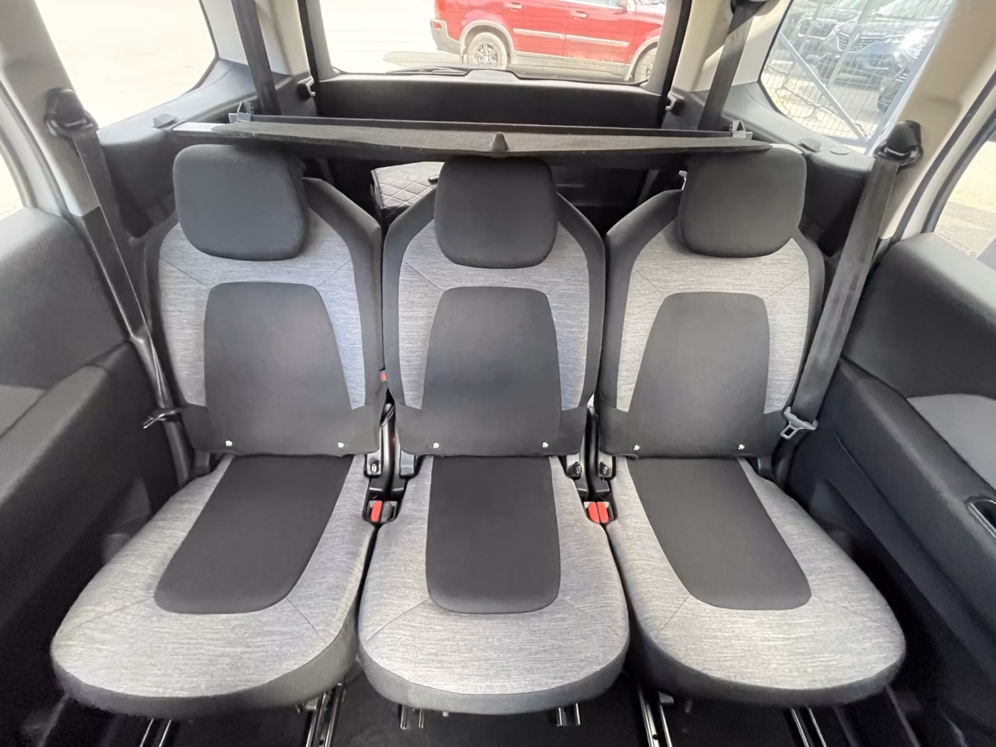 Citroen C4 Spacetourer фото 11