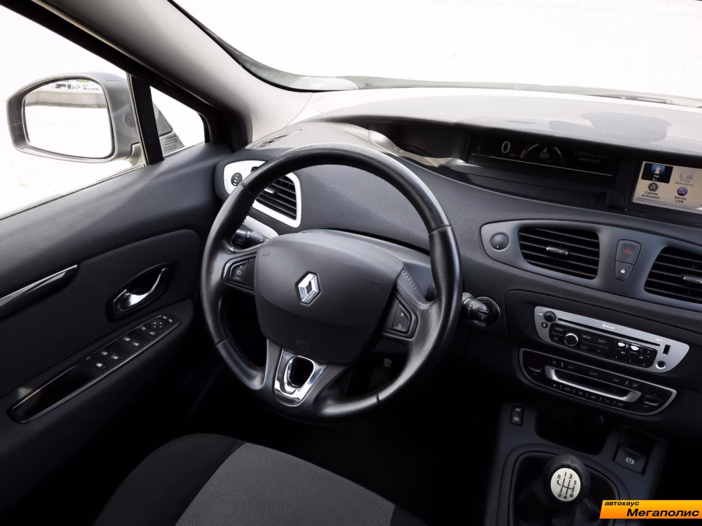 Renault Scenic фото 7