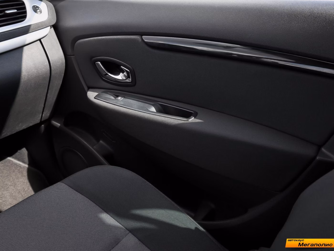 Renault Scenic фото 10