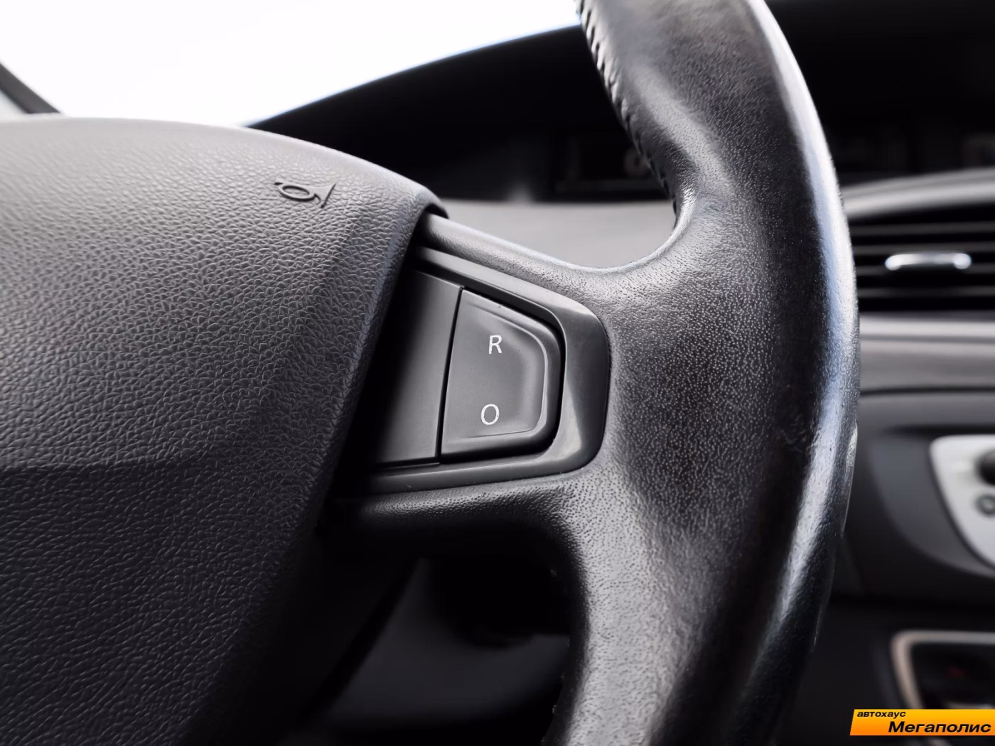 Renault Scenic фото 17