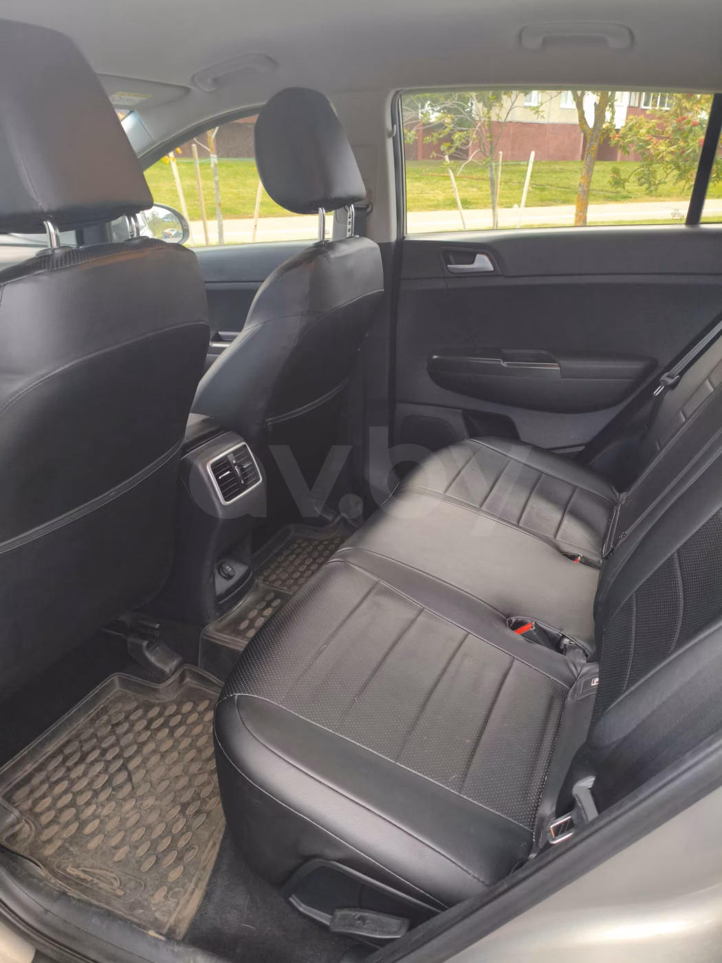 Kia Sportage фото 10