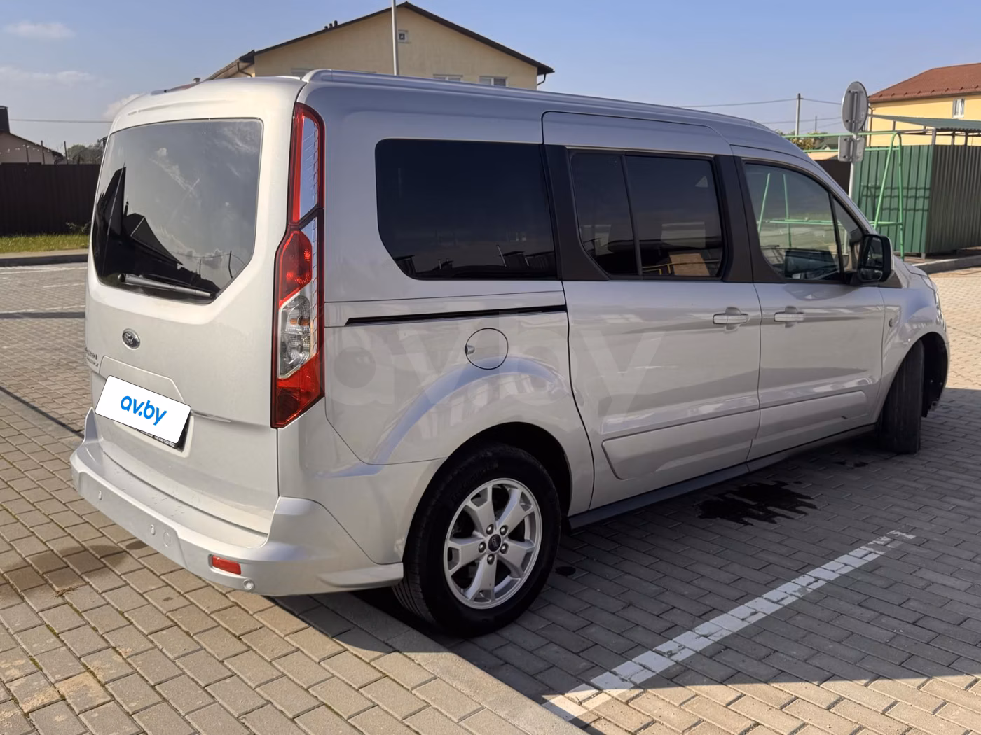 Ford Tourneo Connect фото 4