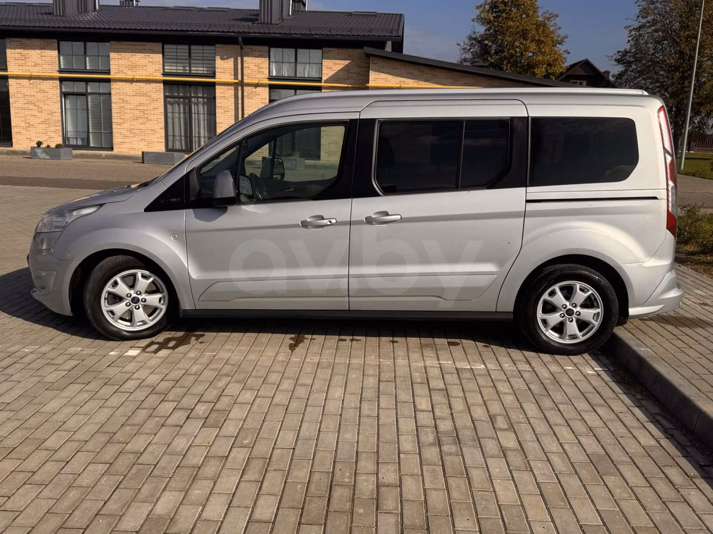Ford Tourneo Connect фото 7