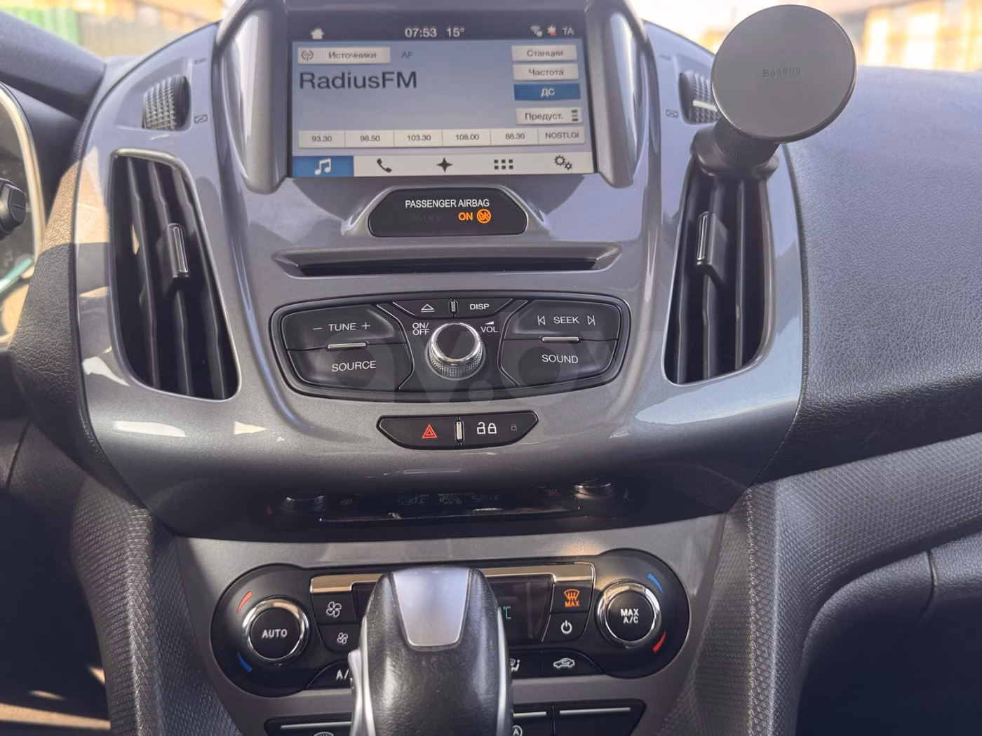 Ford Tourneo Connect фото 15