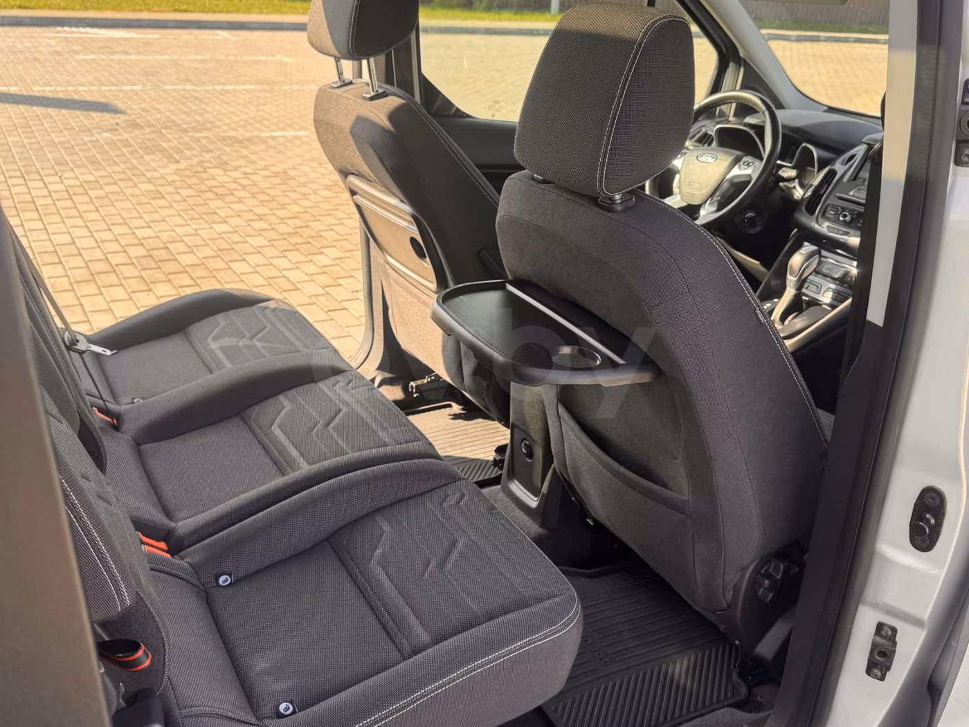 Ford Tourneo Connect фото 18