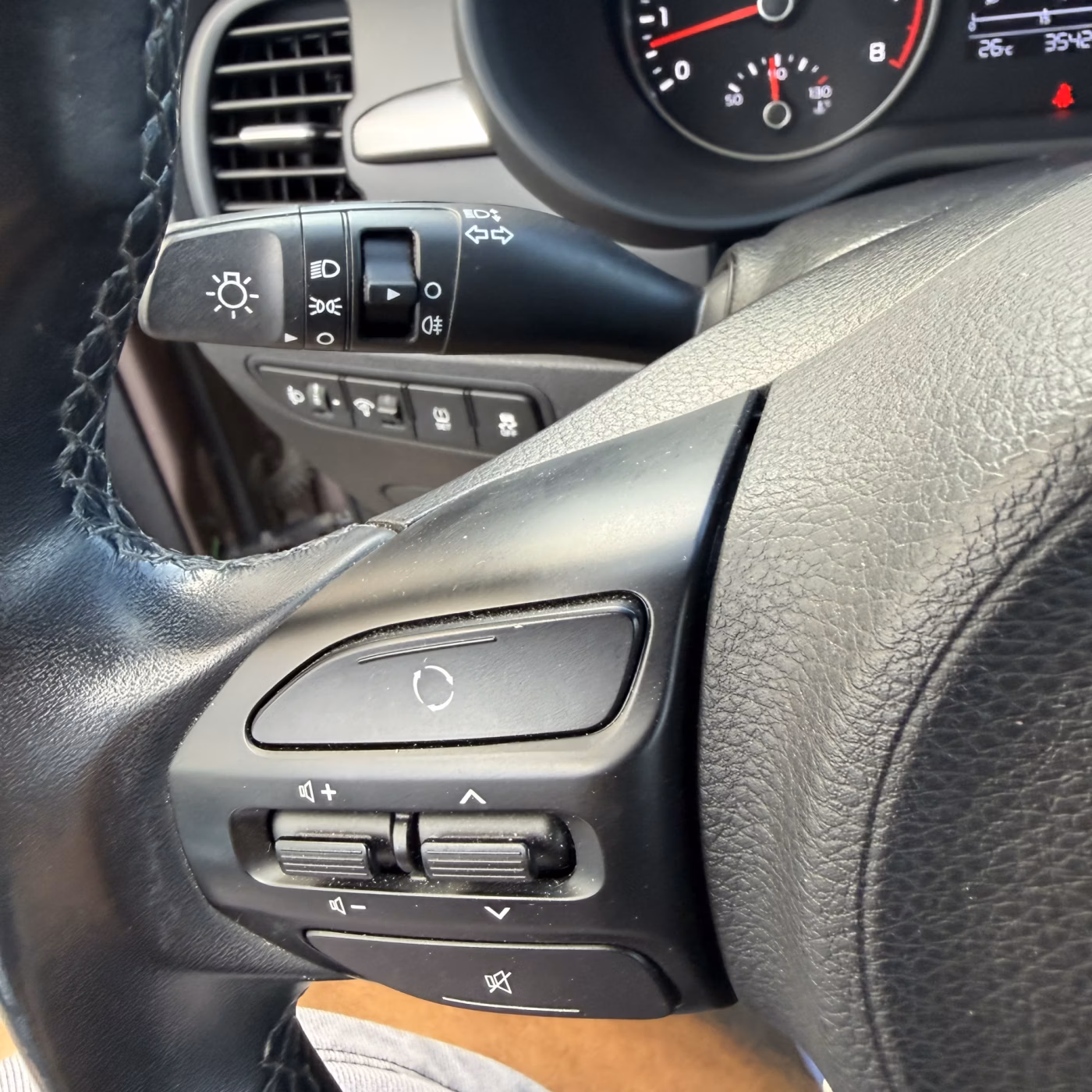 Kia Rio фото 17