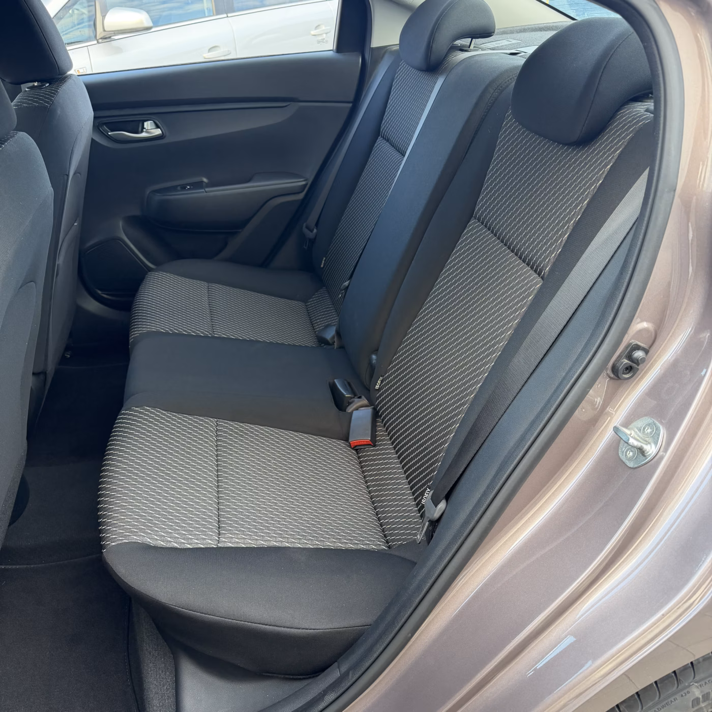 Kia Rio фото 20