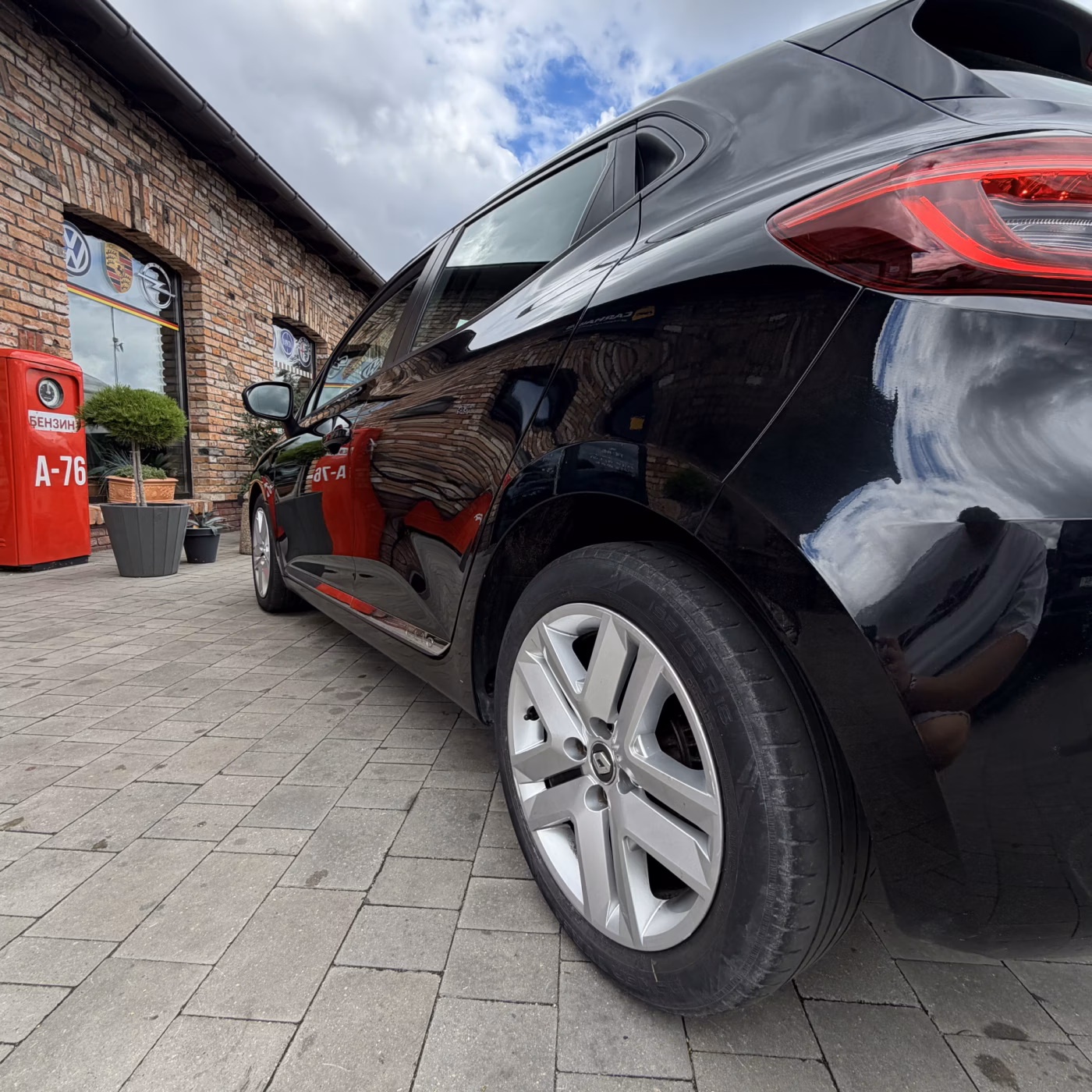 Renault Clio фото 7