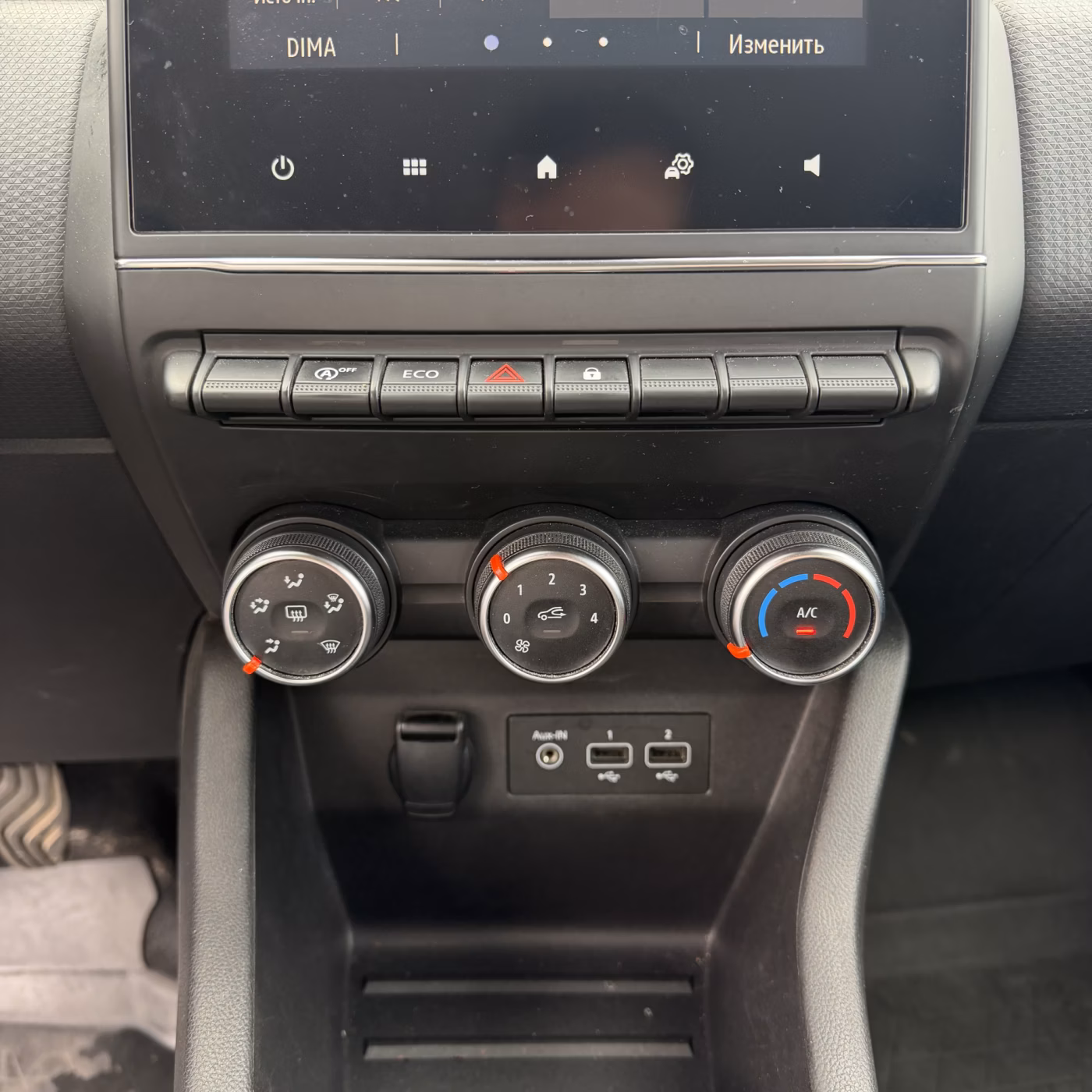 Renault Clio фото 17