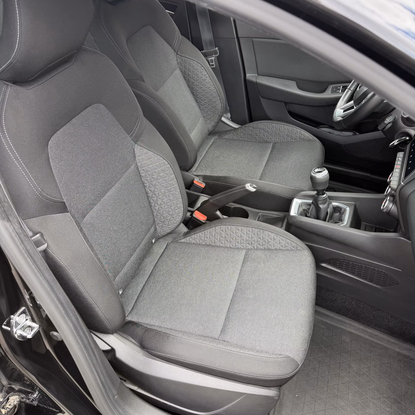 Renault Clio фото 19