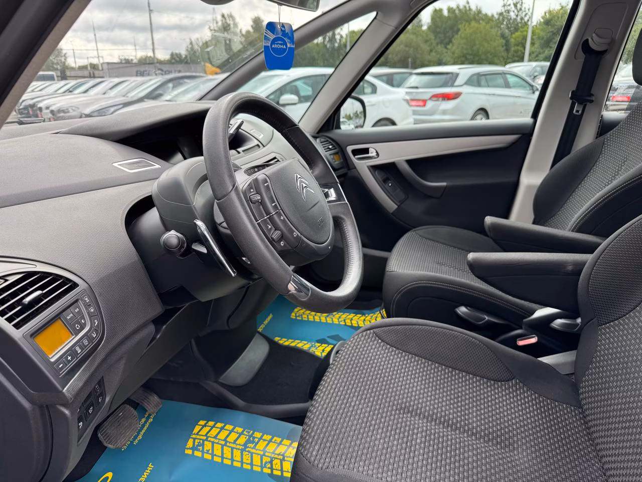 Citroen C4 Grand Picasso фото 9