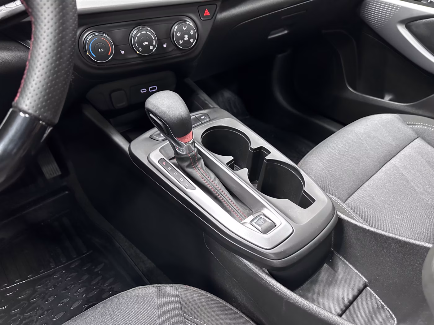 Chevrolet Trax фото 16