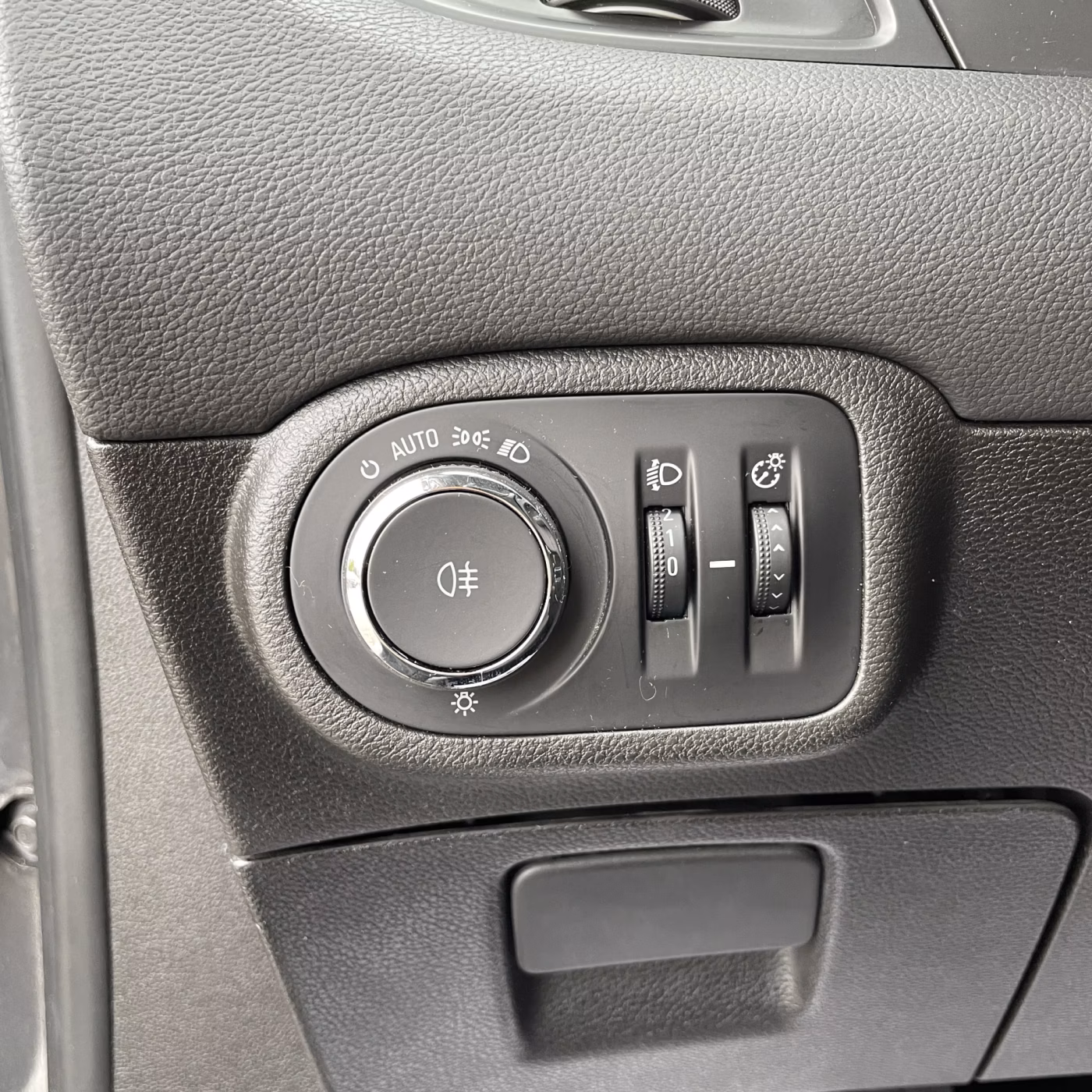 Opel Zafira фото 12