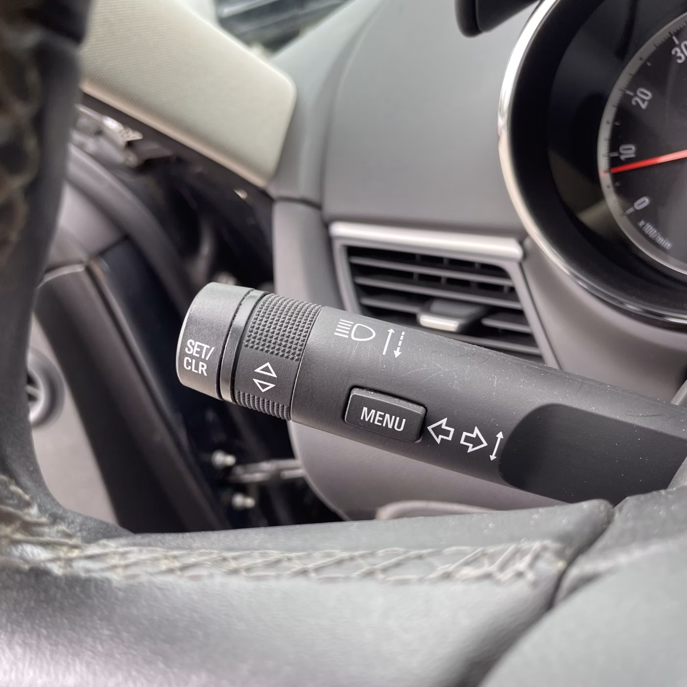 Opel Zafira фото 14