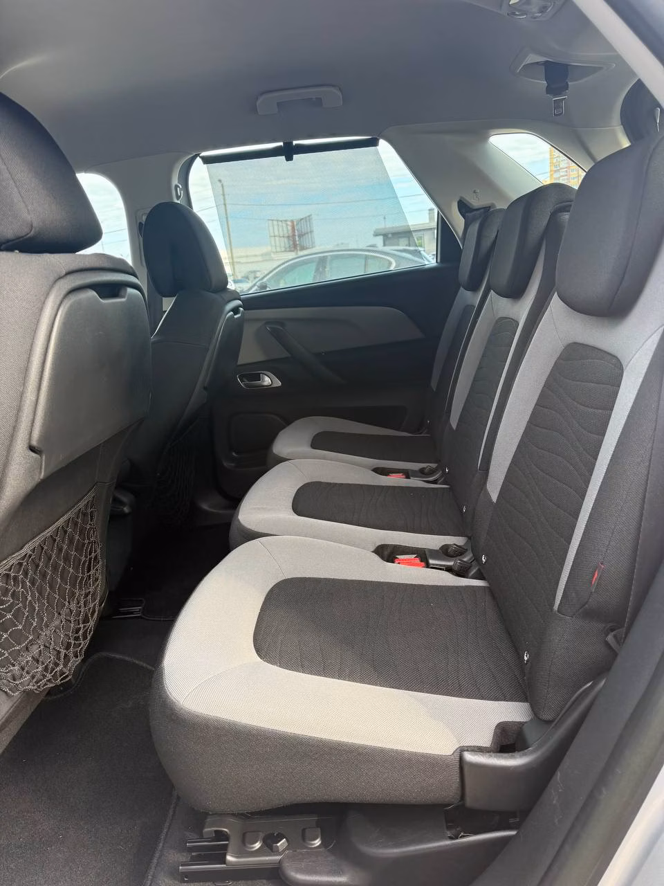 Citroen C4 Picasso фото 10