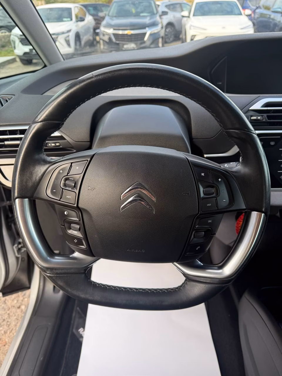 Citroen C4 Picasso фото 12