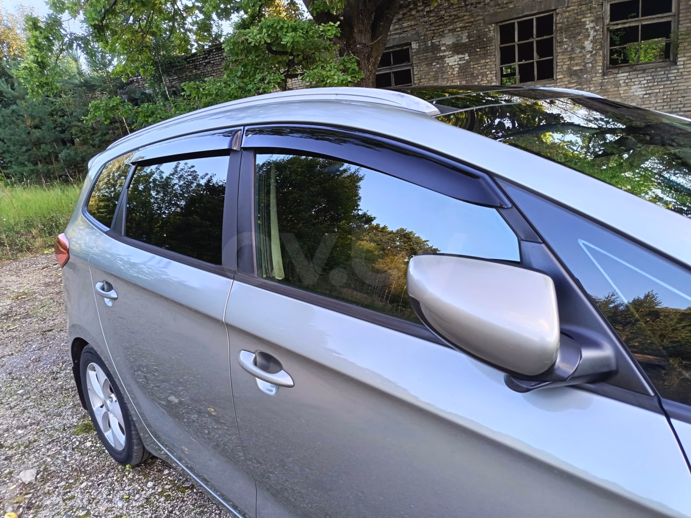 Kia Carens фото 4