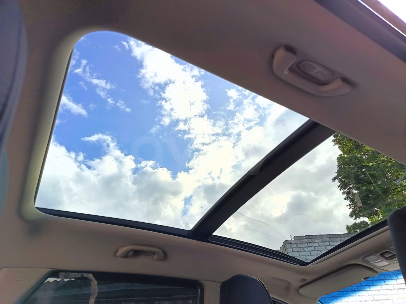 Kia Carens фото 14