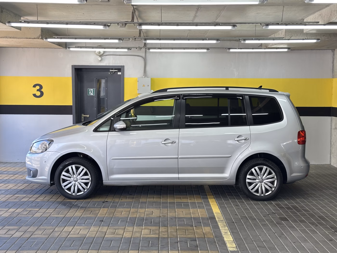 Volkswagen Touran фото 4