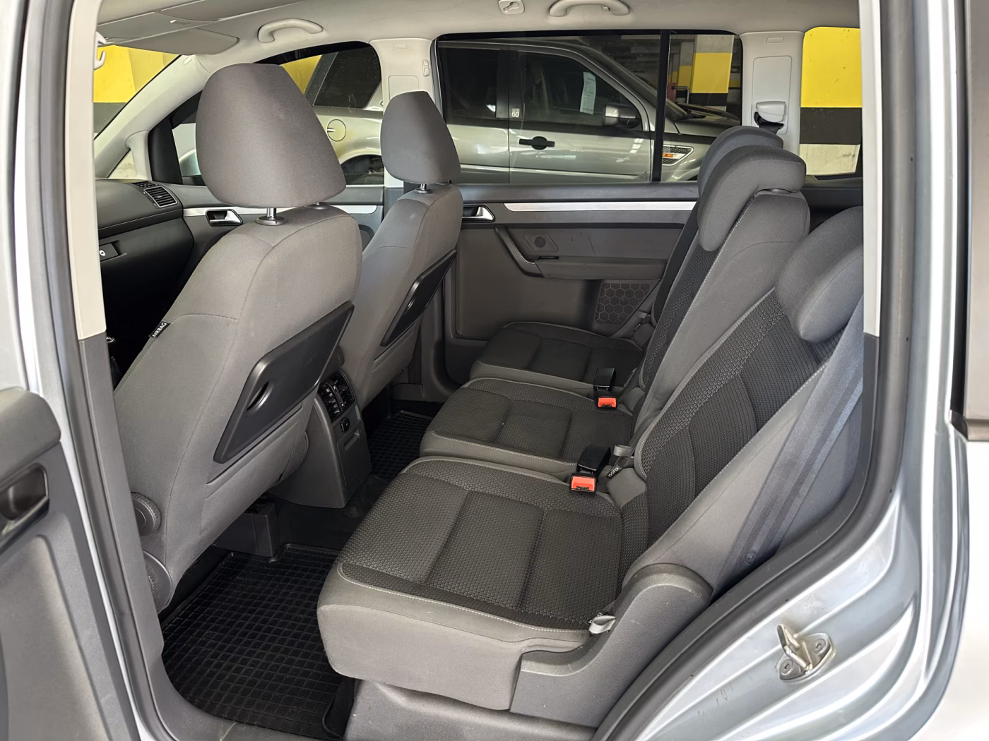 Volkswagen Touran фото 16