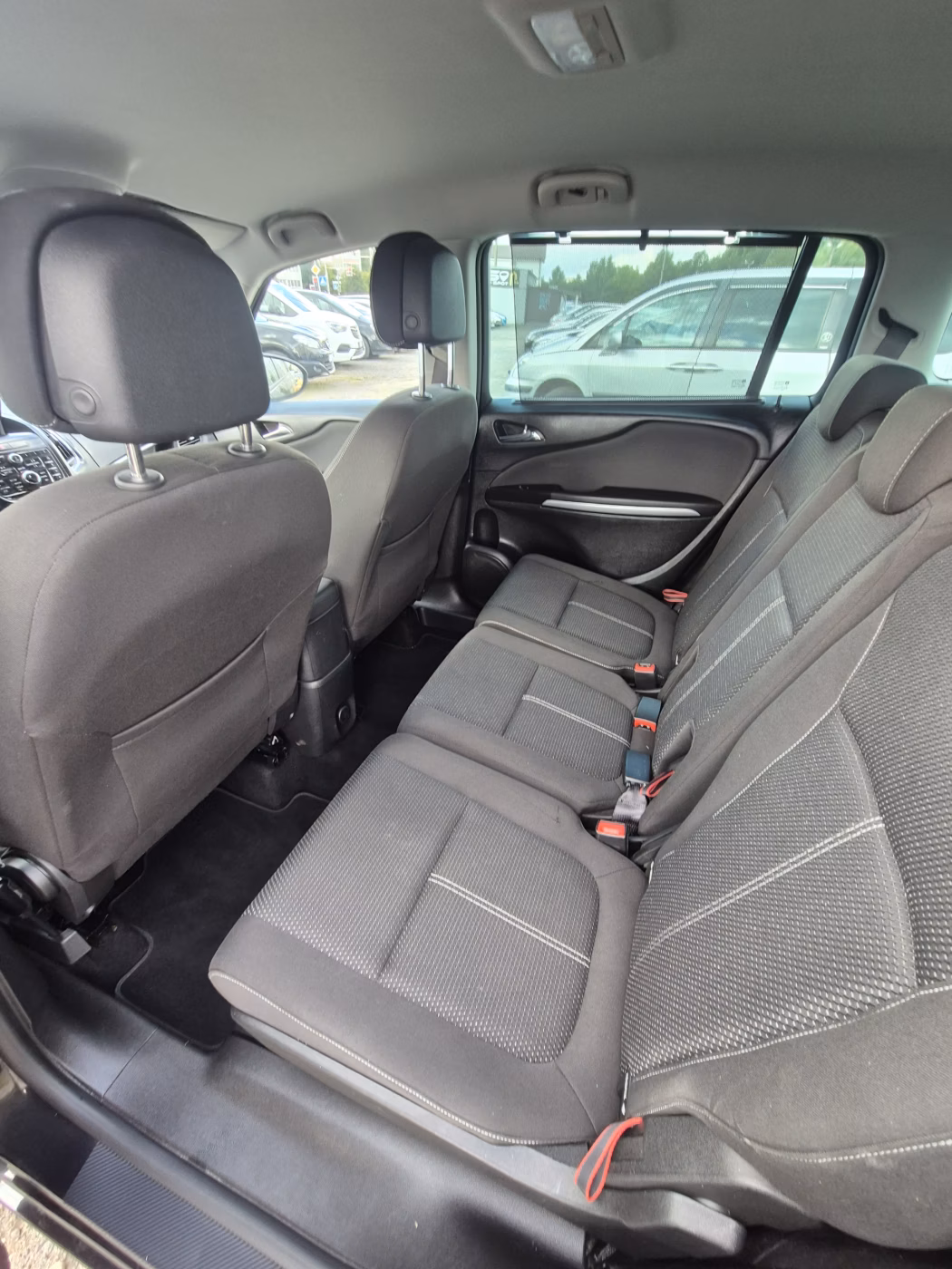 Opel Zafira фото 12