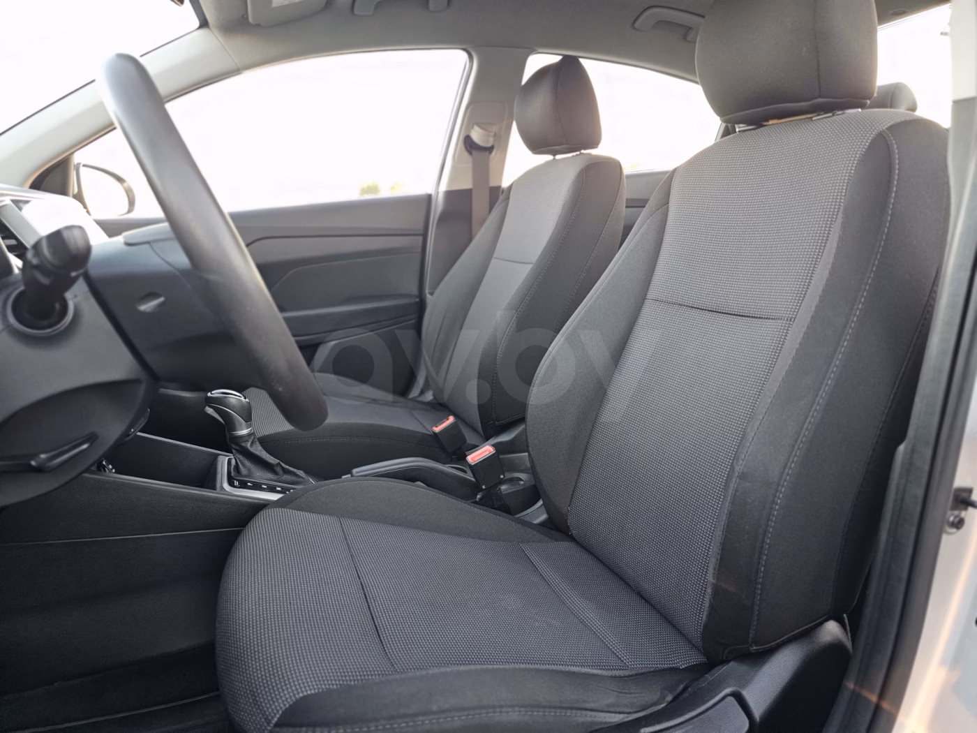 Hyundai Accent фото 14