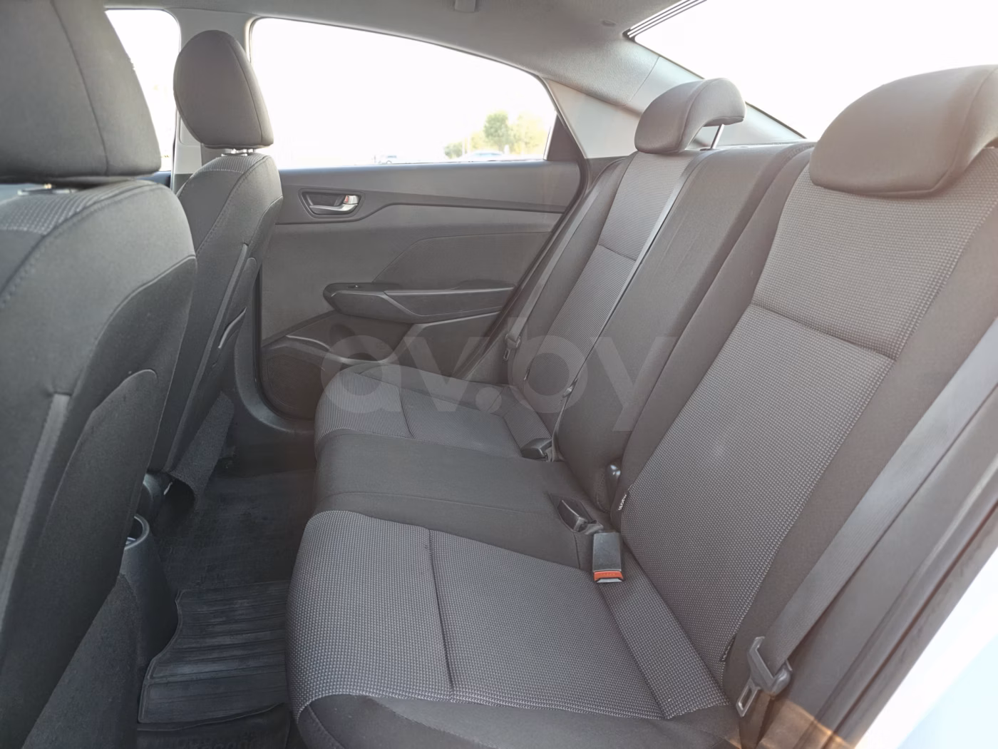 Hyundai Accent фото 15