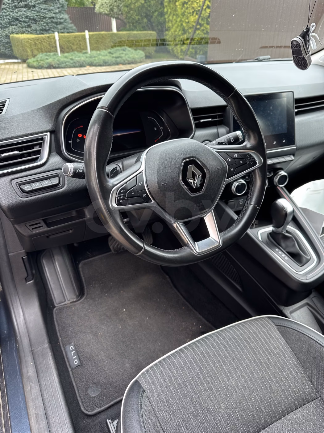 Renault Clio фото 5