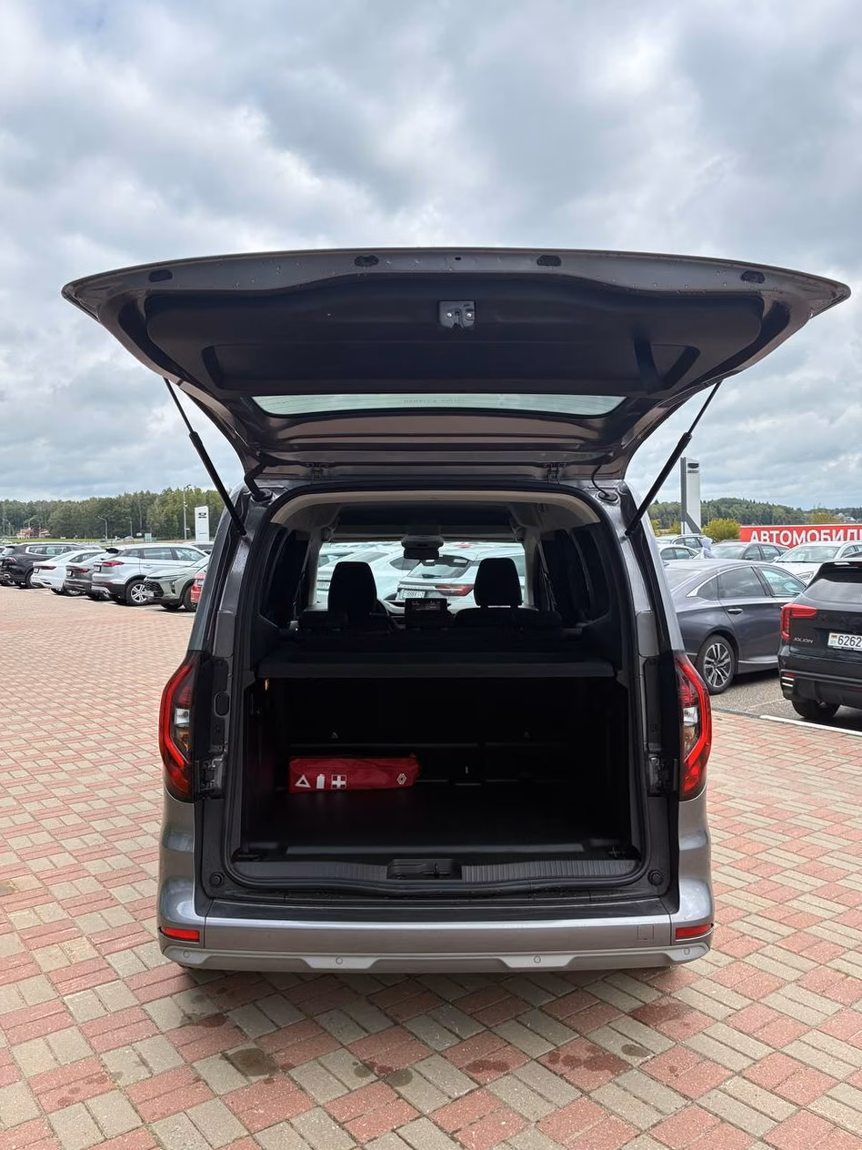 Renault Kangoo фото 12
