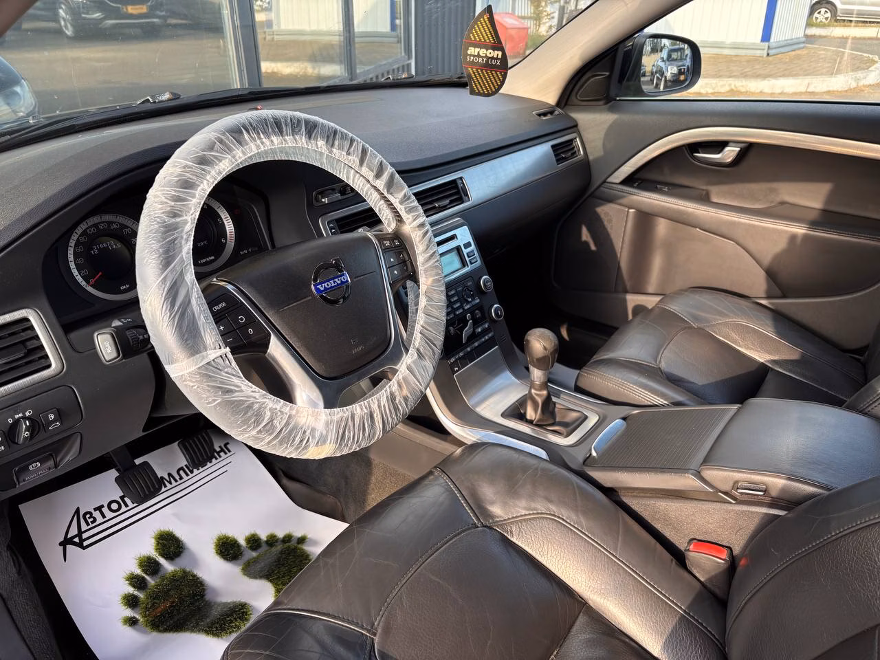 Volvo V70 фото 6