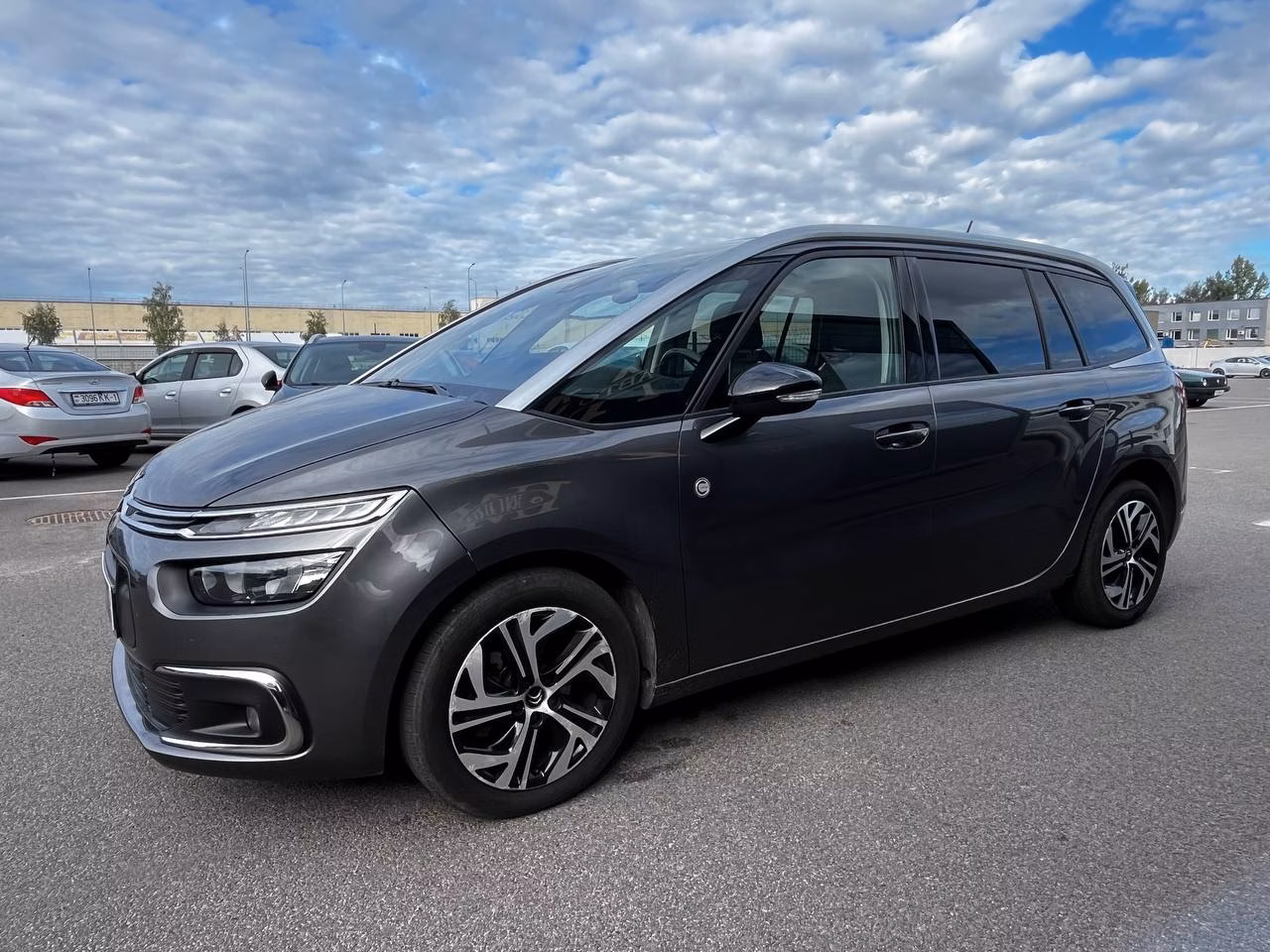 Citroen C4 Spacetourer фото 6