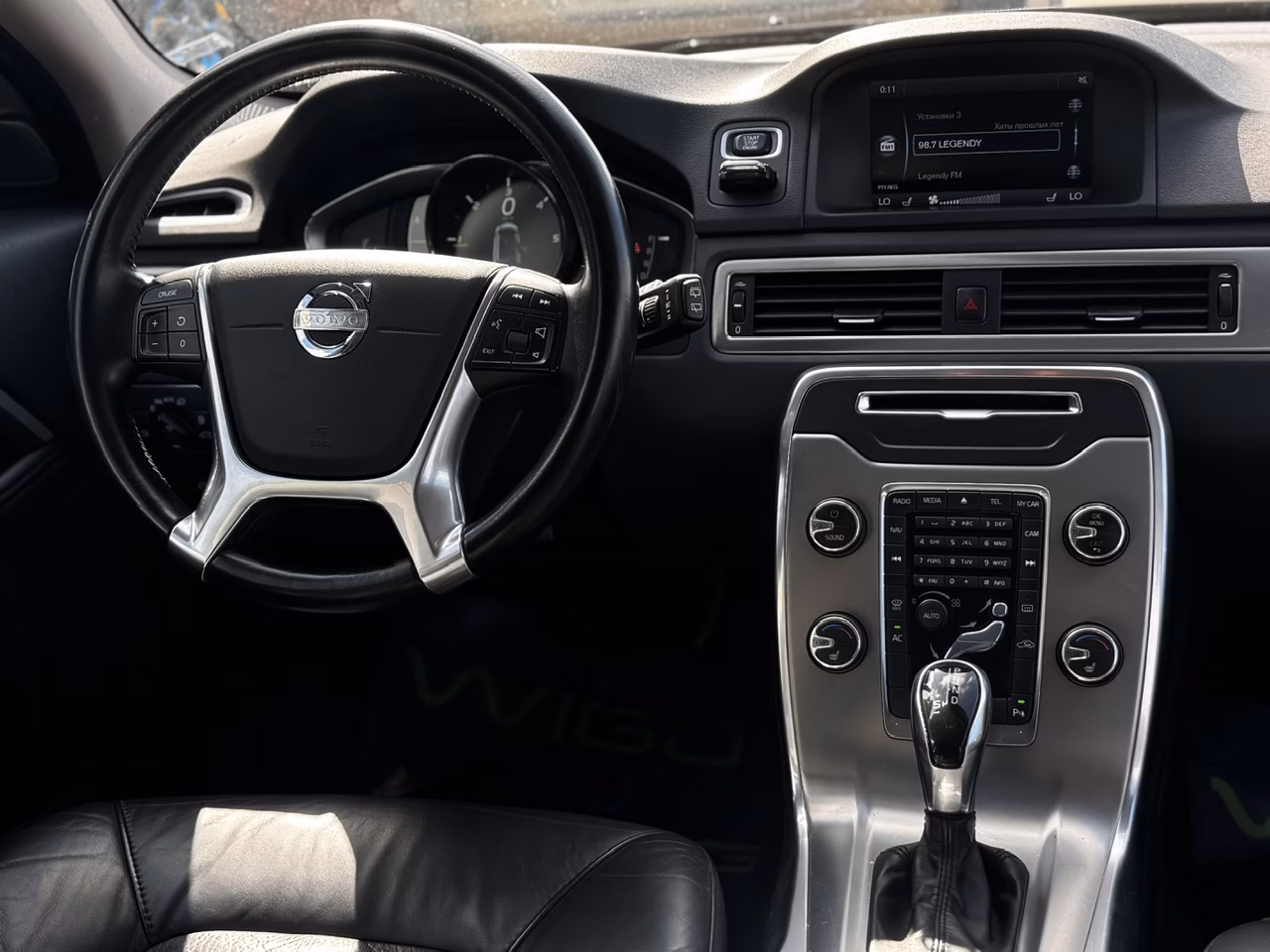 Volvo V70 фото 9