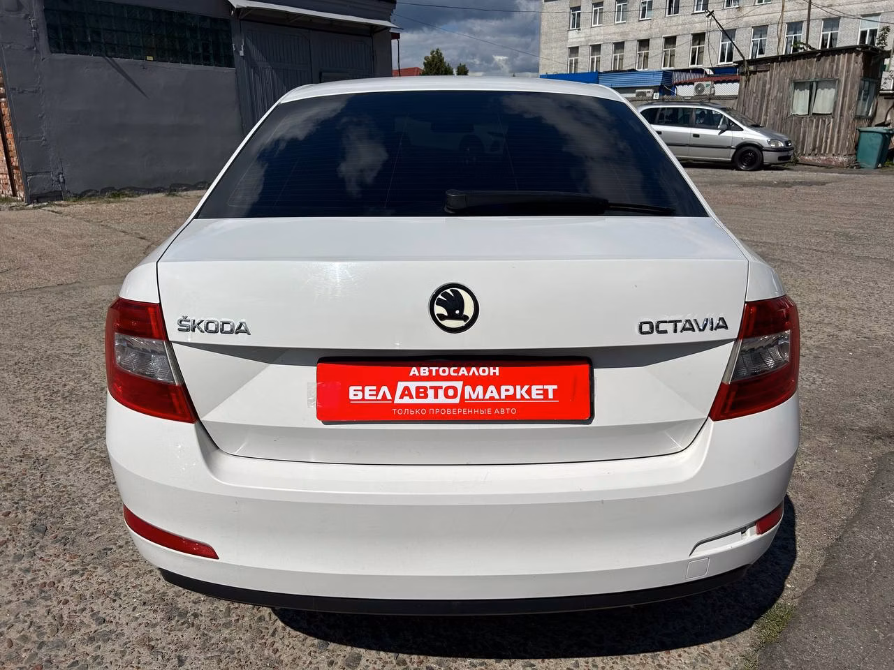 Skoda Octavia фото 6