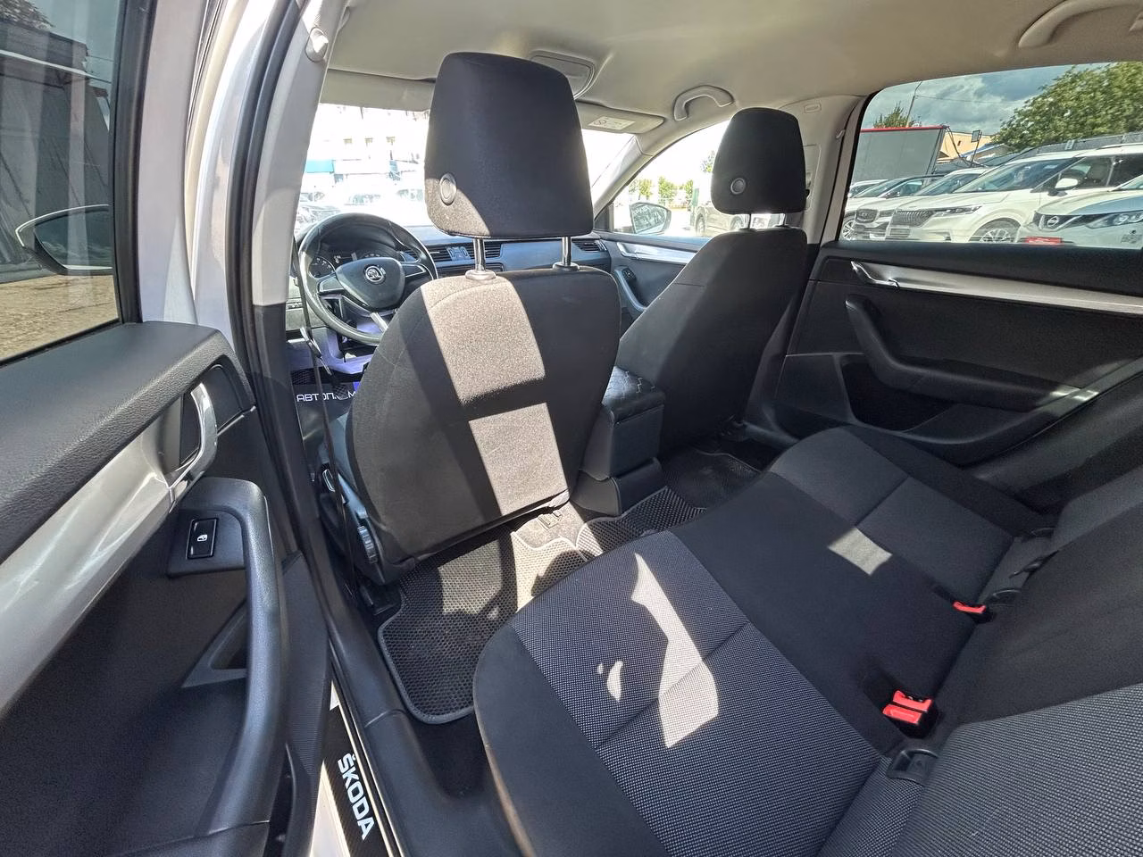 Skoda Octavia фото 10