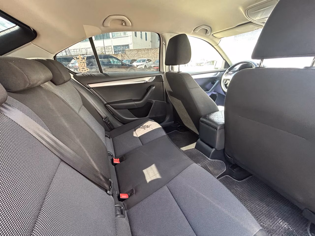 Skoda Octavia фото 13