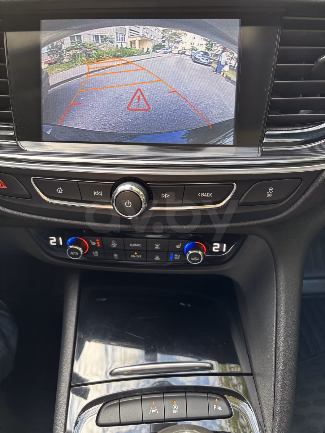 Opel Insignia фото 18